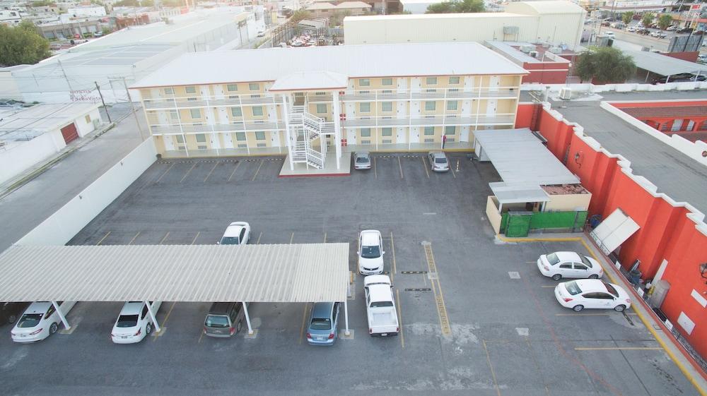 Comfort Inn Monclova Exterior foto